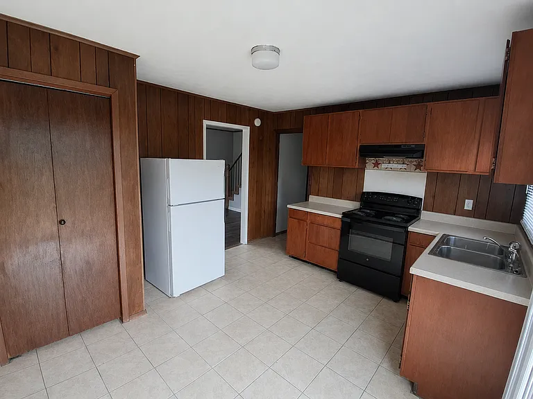 168 Franklin Dr — Photo 8