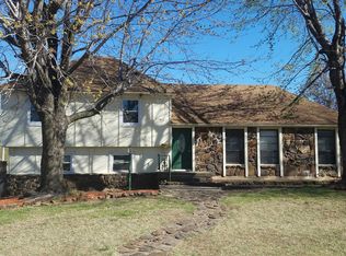 2311 E 10th St, Joplin, MO 64801