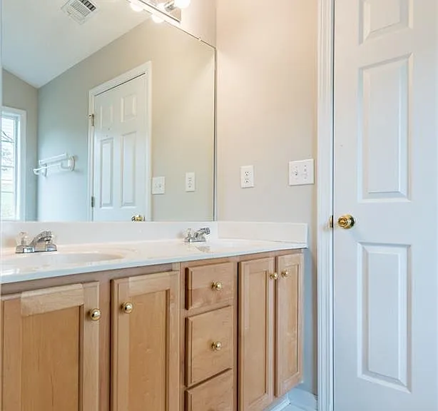 227 Westwind Dr — Photo 11