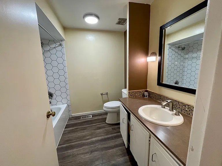 15410 SW Peppermill Ct — Photo 19
