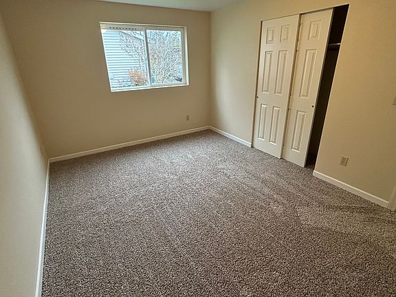 4th image of 2815 Undine St #2815
