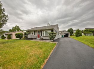 15 E Lane St, Easton, PA 18042