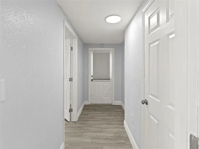 13916 Sommers Ave — Photo 21