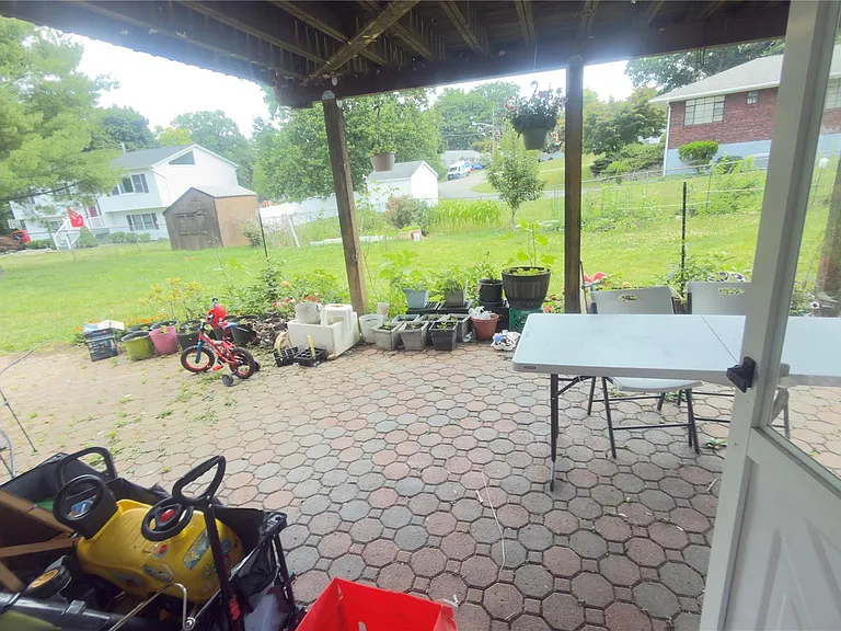 9 Florus Crom Ct — Photo 7
