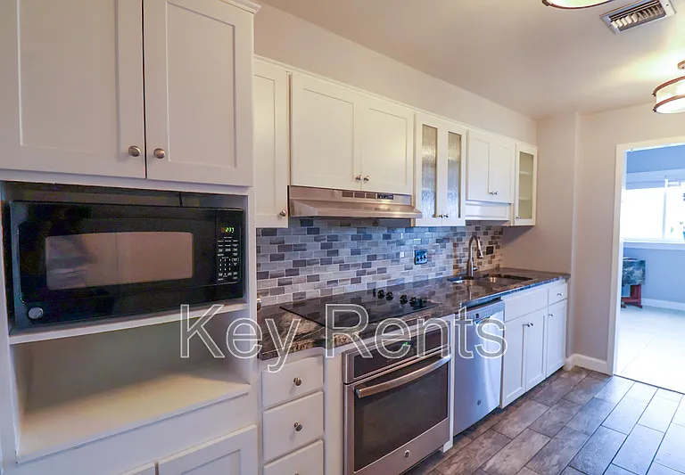 825 Bayshore Dr #1006 — Photo 8