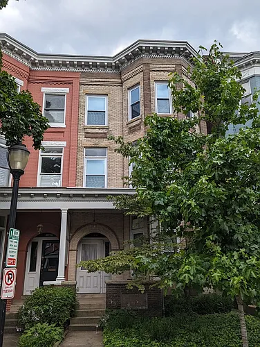 1609 W Grace St Photo 1