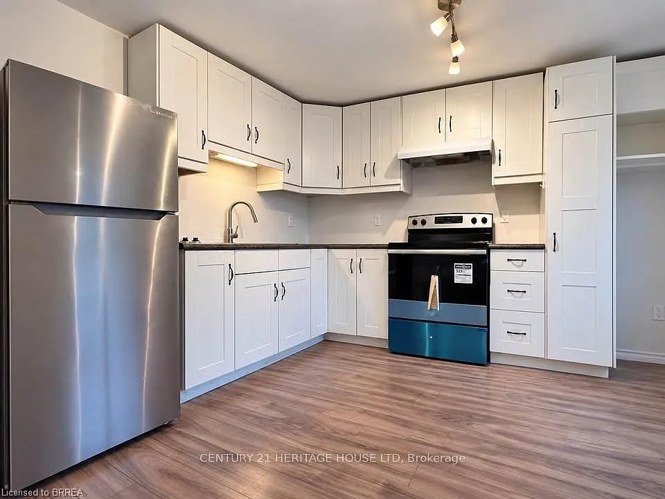 70 Grandview St #3
