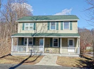 3 McLane St #3C, Rexford, NY 12148