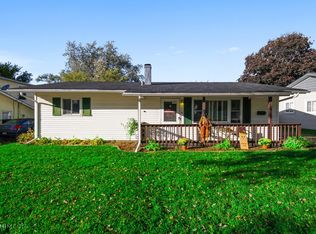 1016 Highland Ave, Lockport, IL 60441