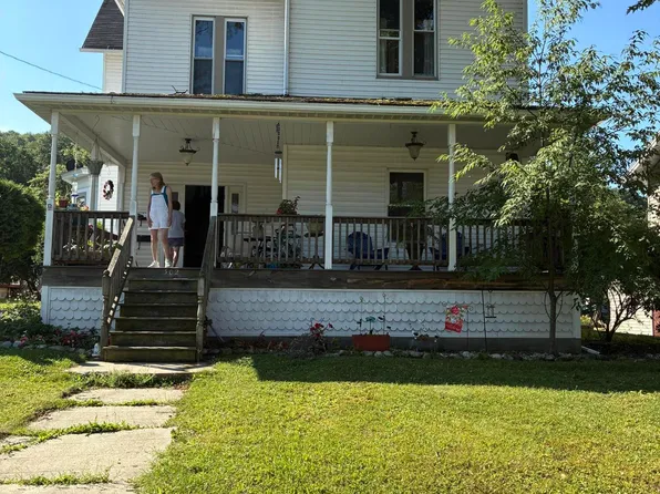 302 South St, Ridgway, PA 15853
