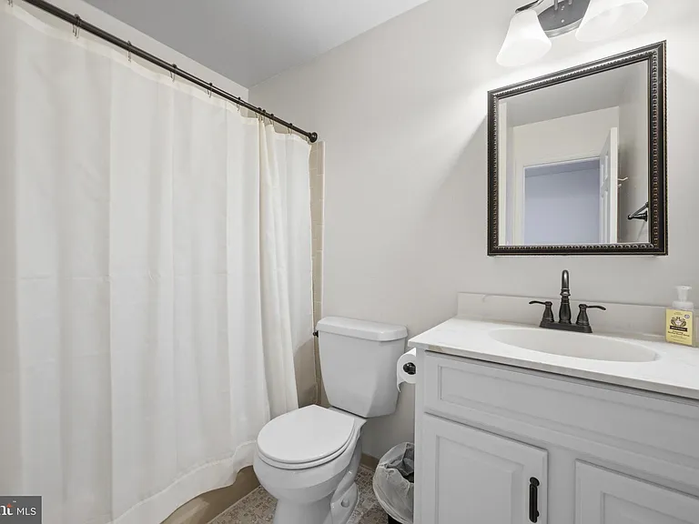 1260 Masters Dr — Photo 28