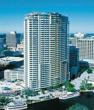 Las Olas Grand