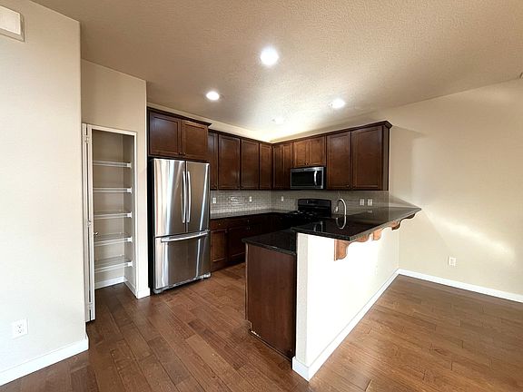 4th image of 30126 NW Stewart Ln