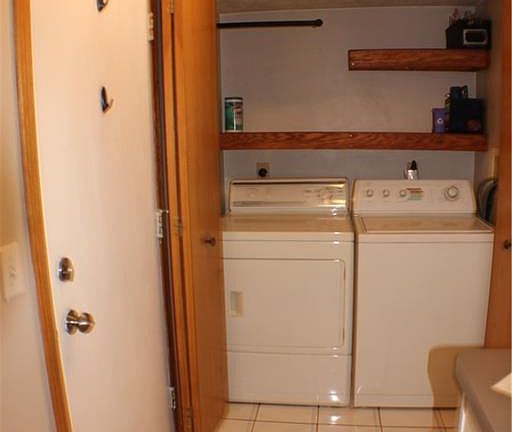2nd image of 1793 Meadowland Dr
