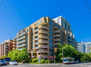 245 Davisville Ave #305, Toronto, ON M4S 3H4