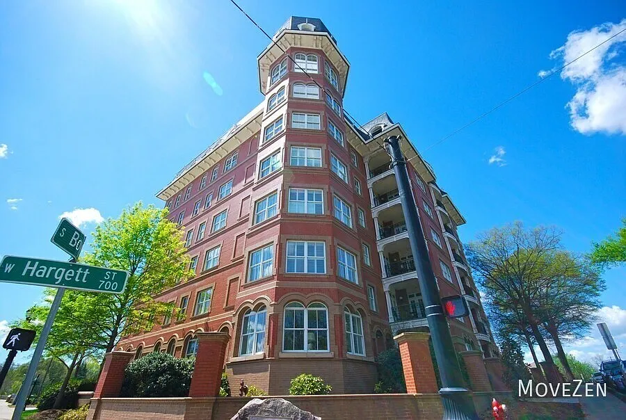 710 Independence Pl 609 Raleigh NC 27603 Bloomsbury Estate Condo With Downtown Raleigh Skyline — Photo 3
