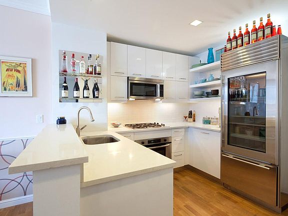 2nd image of 635 W 42nd St APT 17L