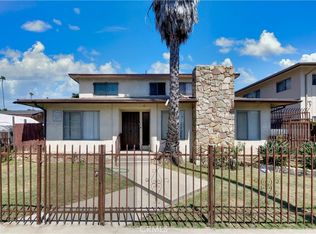 517 E 97th St, Inglewood, CA 90301