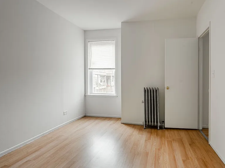Malden — Photo 25