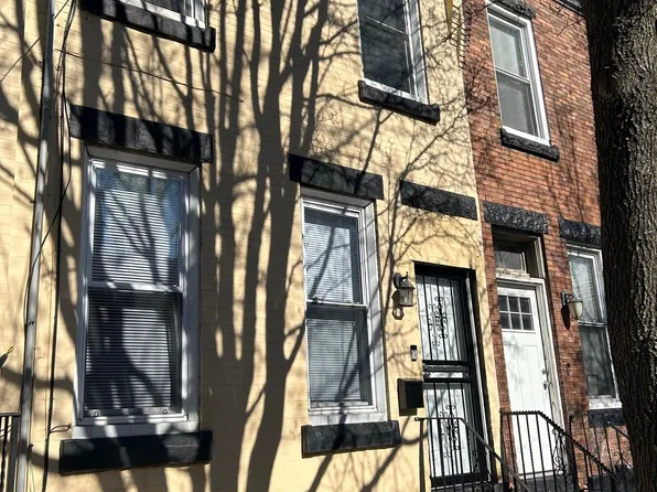 2519 W Gordon St, Philadelphia, PA 19132