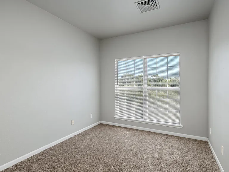 Highland Ridge — Photo 28