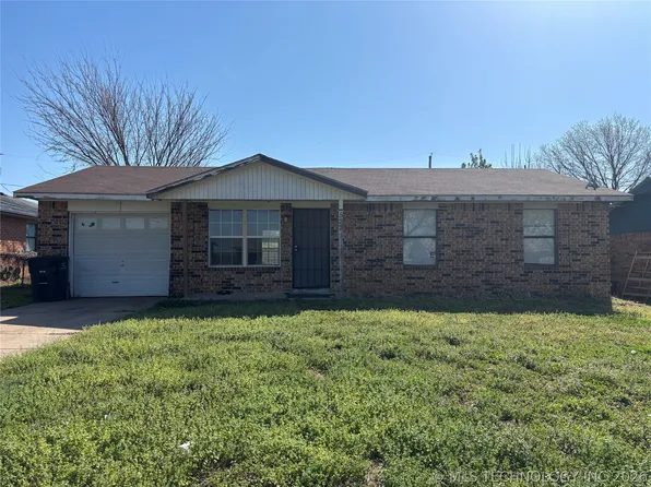 522 Lindenwood Dr, Bartlesville, OK 74003