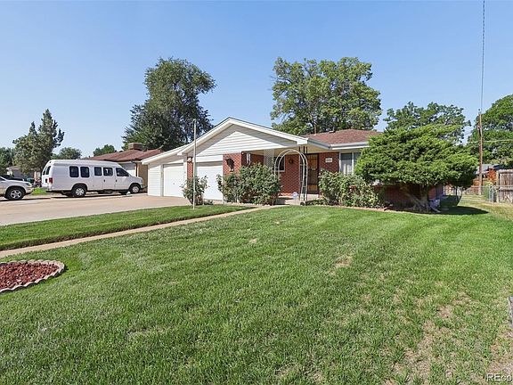 3rd image of 3157 Victor Street