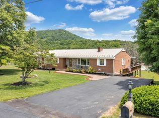 1311 Highland Acres Rd, Vinton, VA 24179