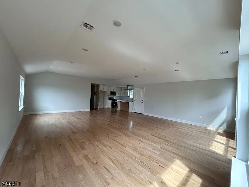 25 Brookside Ave #2