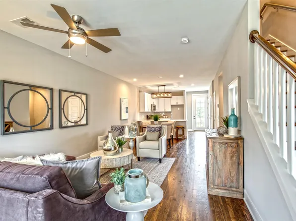 217 Porter Village Cir, Nashville, TN 37206