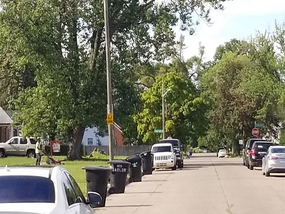 4th image of 19703 Barlow St