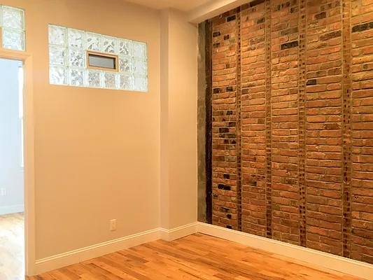 Rented by Brickwood Realty | media 29