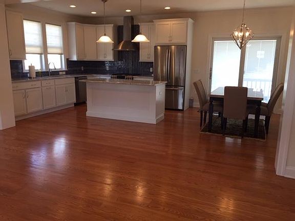 Kitchen/dining room area opened to living room area