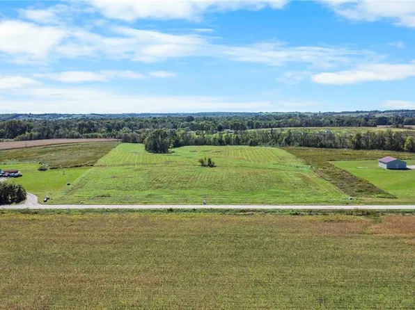 4742 Douglas Ter, Lane, KS 66042