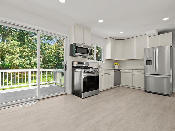 Newly renovated Kitchen