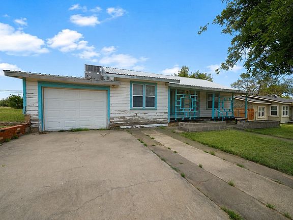 2nd image of 1313 Stadium Ave
