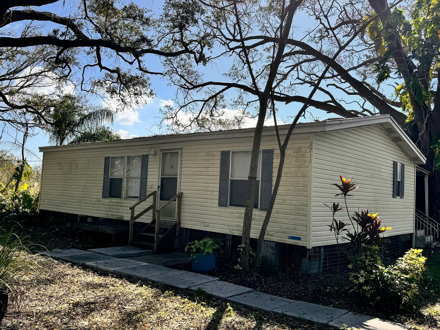2 bed, 960 sqft, $1,700 — Photo 1