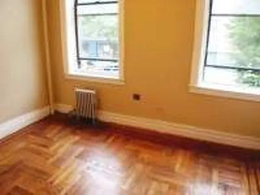 Rented by Camhi NYC Realty Inc | media 10