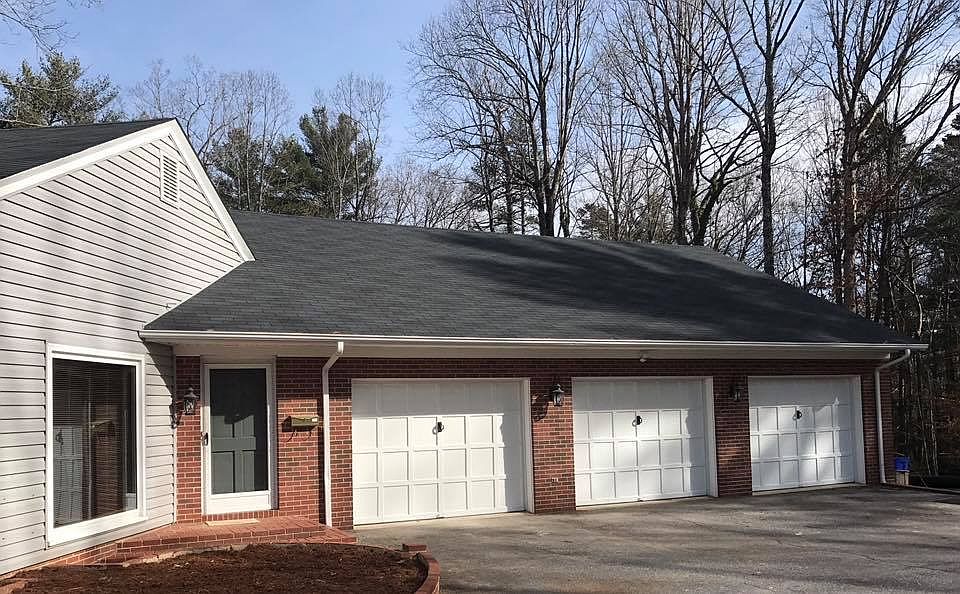 1st image of 332 Forest Hill Dr