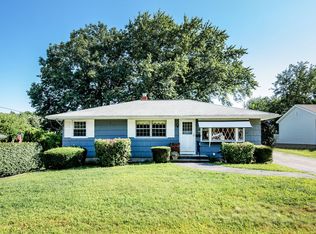 34 Hamlet St, Lawrence, MA 01843