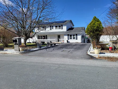 20 Scott Dr Photo 1