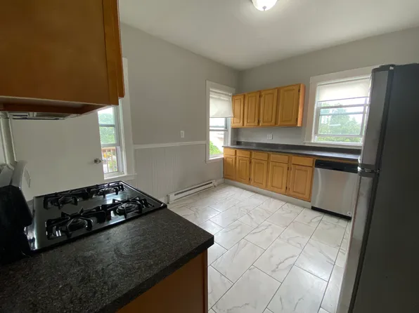 17 Roseclair St APT 3, Dorchester, MA 02125