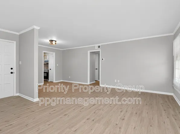 4601 Coronado Dr APT B, Charlotte, NC 28212