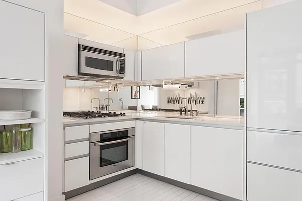 Sold by Leslie J. Garfield | media 14