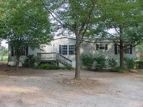 800 Willis Glenn Rd, Hull, GA 30646