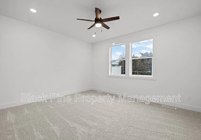4642 N Maple Grove Rd — Photo 21