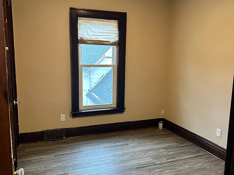 270 Dewitt St #1 — Photo 12