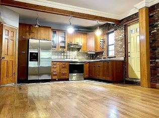 132A 16th St #1, Brooklyn, NY 11215
