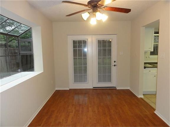 3rd image of 330 William Morton Dr