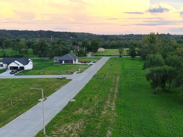 2018 Kestrel Dr SE, Cedar Rapids, IA 52403
